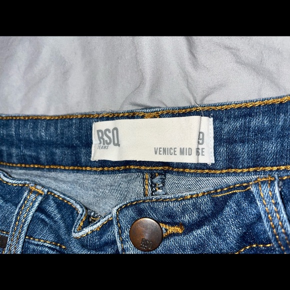 Blue denim shorts with rips <3 - Picture 6 of 6